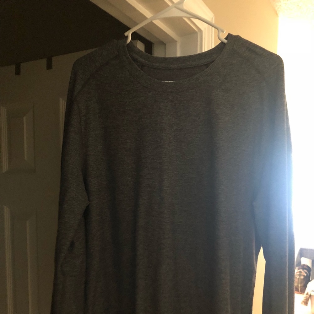 Lulu Lemon Heather Gray Men’s LS Shirt Heavyweight
